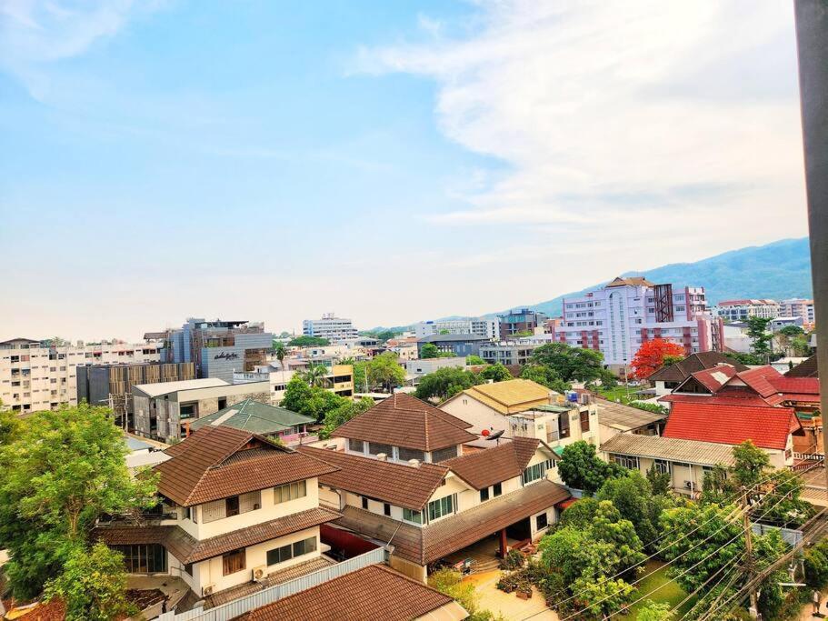 Palm Springs Condo Chiang Mai Exterior photo